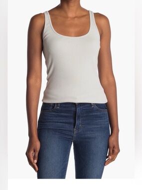 James Perse Ribbed Scoop Neck Tank Top size 1 (small) Salt color